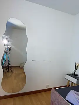 Snapshot of Andy_Justgame chatting on 01-06-26, 03:32 Andy Justgame online show from 01-06-26, 03:32