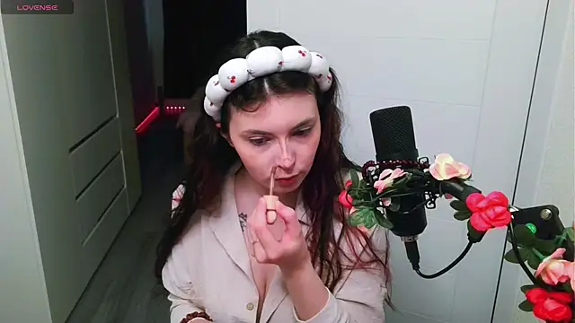 Snapshot of peachyness chatting on 05-20-26, 06:14 peachyness online show from 05-20-26, 06:14