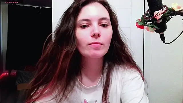 Snapshot of peachyness chatting on 06-03-26, 06:24 peachyness online show from 06-03-26, 06:24
