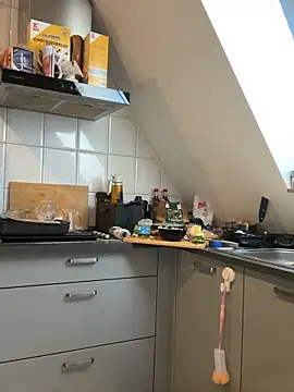 SweetTeenGirl online show from 09-29-25, 10:31