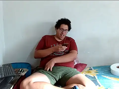 Snapshot of MeisanPaul chatting on 10-22-25, 10:42 MeisanPaul online show from 10-22-25, 10:42