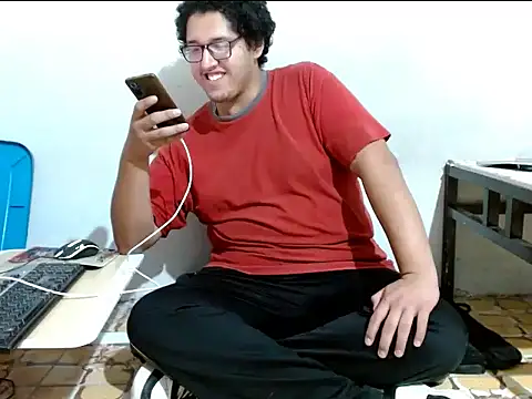 Snapshot of MeisanPaul chatting on 10-24-25, 02:30 MeisanPaul online show from 10-24-25, 02:30