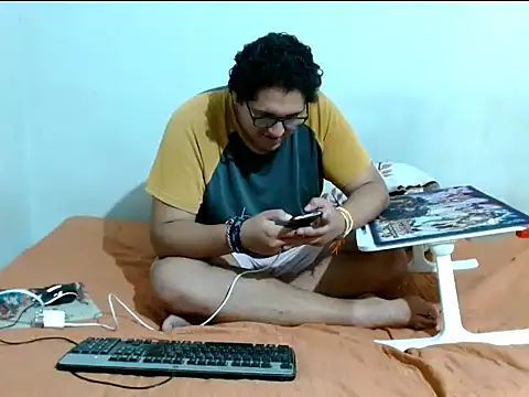 Snapshot of MeisanPaul chatting on 11-24-25, 01:38 MeisanPaul online show from 11-24-25, 01:38