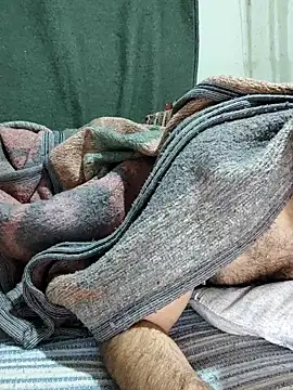 Snapshot of maher990 chatting on 12-22-25, 10:07 maher990 online show from 12-22-25, 10:07