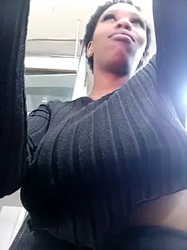 GoldSnowXxX online show from 10-09-25, 05:33