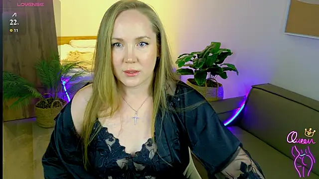 Snapshot of BethSun chatting on 06-18-26, 07:51 BethSun online show from 06-18-26, 07:51