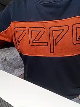 Snapshot of french_male_whore@xh chatting on 12-20-25, 08:32 french male whorexh online show from 12-20-25, 08:32