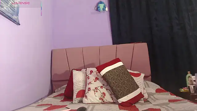  Bombom   online show from 02-10-26, 11:31