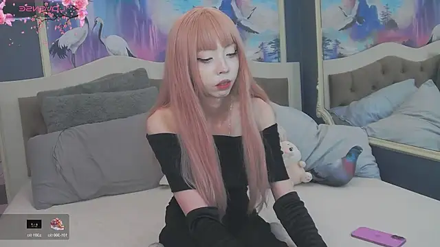 Evelyn Neal online show from 11-30-25, 04:11