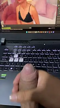 AndyRico18 online show from 02-12-26, 08:20