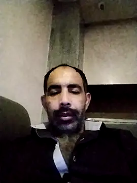 Snapshot of salimbasha chatting on 11-24-25, 08:52 salimbasha online show from 11-24-25, 08:52