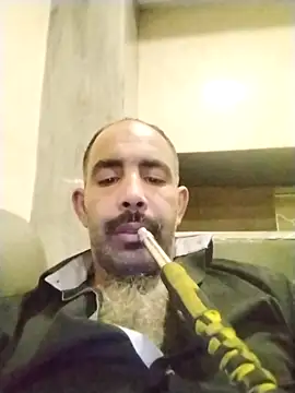 Snapshot of salimbasha chatting on 12-05-25, 09:00 salimbasha online show from 12-05-25, 09:00