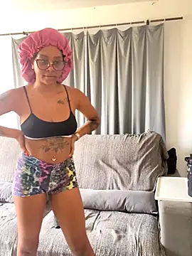 Snapshot of anasasuga chatting on 11-03-25, 04:30 anasasuga online show from 11-03-25, 04:30