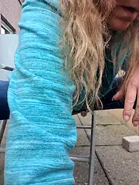 HotWifeLyn68 online show from 11-04-25, 12:26