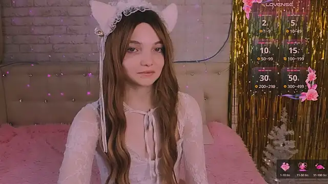 AnimeAlica18 online show from 12-20-25, 02:40