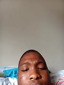 Snapshot of BlamedSimple chatting on 12-19-25, 11:28 BlamedSimple online show from 12-19-25, 11:28