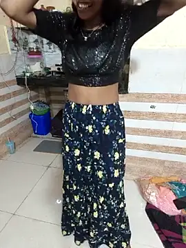 Snapshot of Geeta-satr chatting on 02-07-26, 05:38 Geeta-satr online show from 02-07-26, 05:38