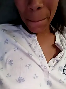 Snapshot of Flacidas chatting on 11-19-25, 09:59 Flacidas online show from 11-19-25, 09:59