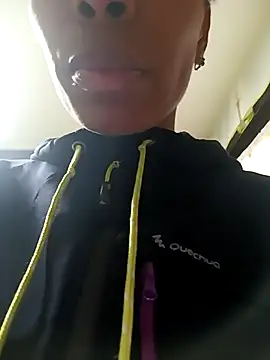 Snapshot of Flacidas chatting on 11-29-25, 09:23 Flacidas online show from 11-29-25, 09:23