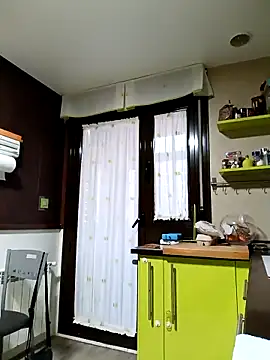 Snapshot of Flacidas chatting on 12-03-25, 02:04 Flacidas online show from 12-03-25, 02:04