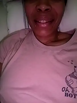 Snapshot of Flacidas chatting on 02-16-26, 09:33 Flacidas online show from 02-16-26, 09:33