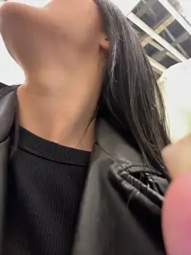 Snapshot of MiraReach chatting on 09-23-25, 03:20 MiraReach online show from 09-23-25, 03:20