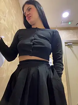 Snapshot of MiraReach chatting on 10-03-25, 03:47 MiraReach online show from 10-03-25, 03:47