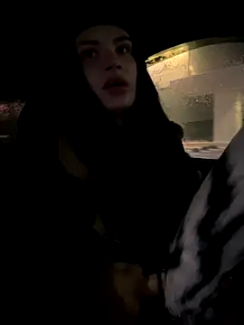 Snapshot of MiraReach chatting on 11-08-25, 01:06 MiraReach online show from 11-08-25, 01:06