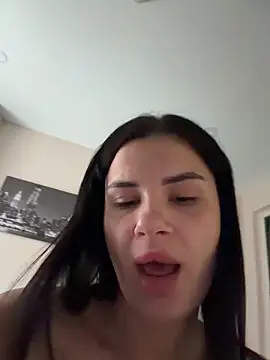 MiraReach online show from 02-05-26, 01:43