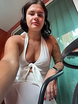 MiraReach online show from 03-09-26, 02:15