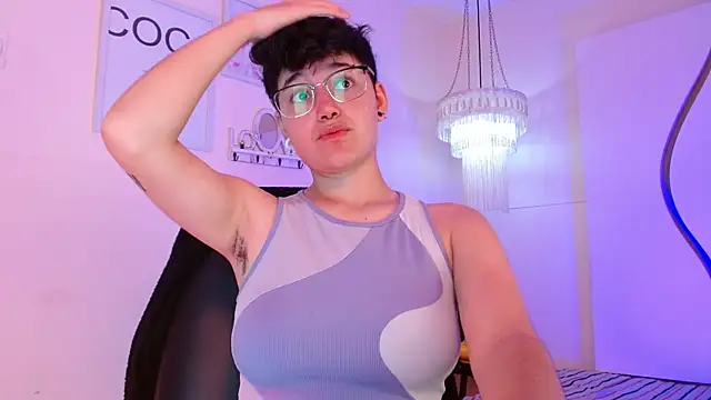 Snapshot of jeroharper chatting on 09-10-25, 03:12 jeroharper online show from 09-10-25, 03:12