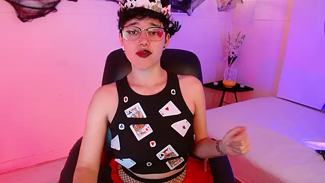 Snapshot of jeroharper chatting on 10-31-25, 04:08 jeroharper online show from 10-31-25, 04:08