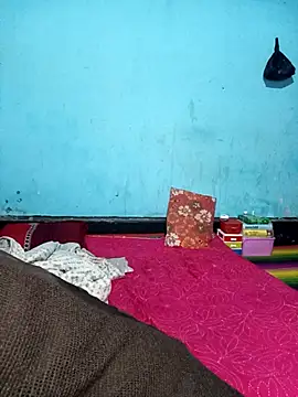 Hotty-couple063 online show from 12-01-25, 05:45