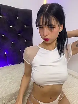 Snapshot of Lia__1 chatting on 10-07-25, 12:35 Lia 1 online show from 10-07-25, 12:35