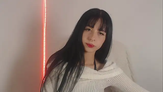 Snapshot of Lia__1 chatting on 10-15-25, 10:32 Lia 1 online show from 10-15-25, 10:32