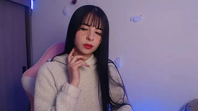 Snapshot of Lia__1 chatting on 11-28-25, 07:16 Lia 1 online show from 11-28-25, 07:16