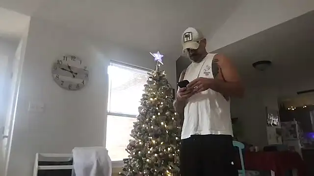 tattedNitalian online show from 12-05-25, 04:47