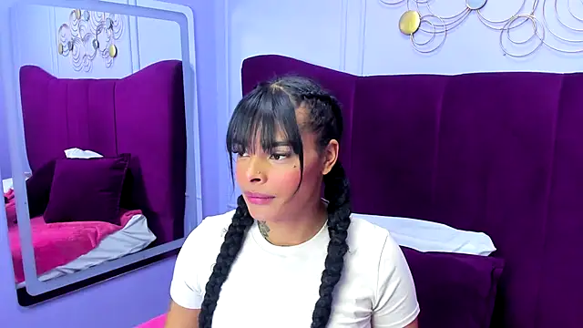 EmmaEbony  online show from 11-14-25, 10:14