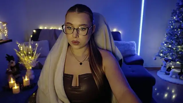 Emma candyyy online show from 11-24-25, 11:32