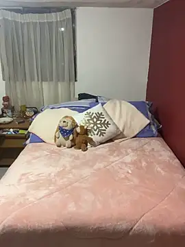 Bamby milflatina online show from 10-08-25, 12:30