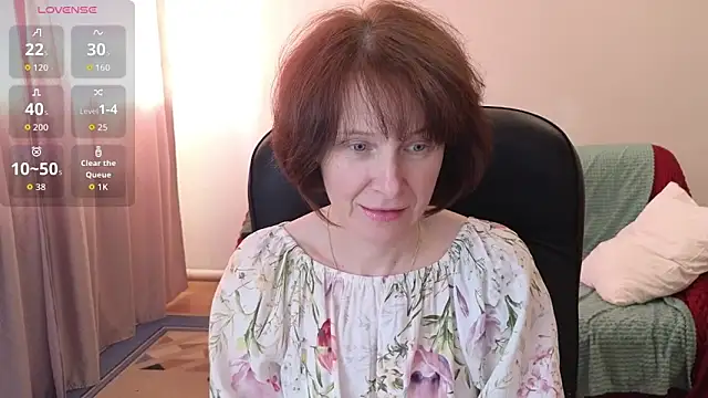 Snapshot of Lia_Tito chatting on 02-06-26, 07:45 Lia Tito online show from 02-06-26, 07:45