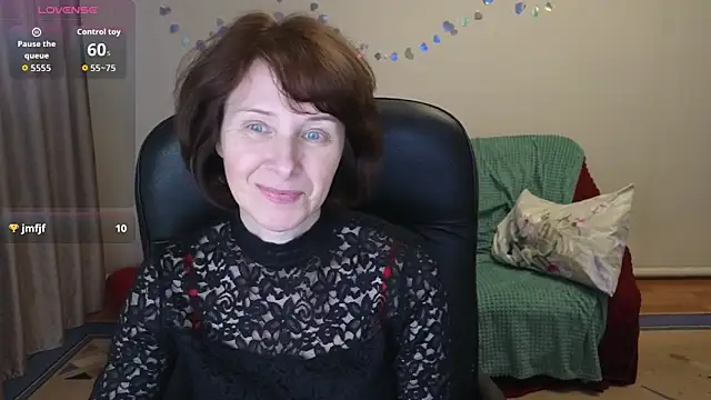 Snapshot of Lia_Tito chatting on 02-24-26, 02:04 Lia Tito online show from 02-24-26, 02:04