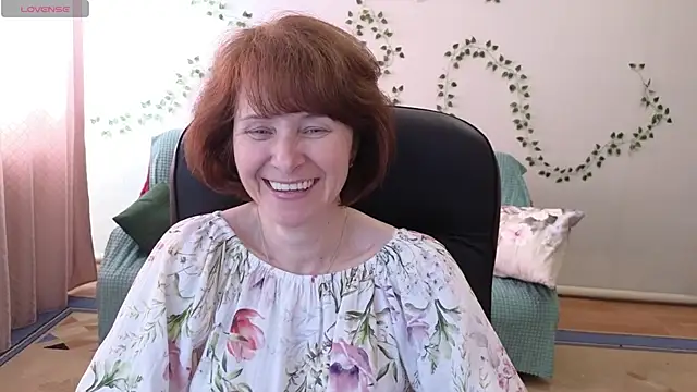 Lia Tito online show from 06-04-26, 06:08