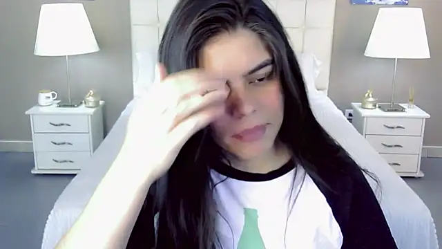 maddissonivanova online show from 10-01-25, 07:42