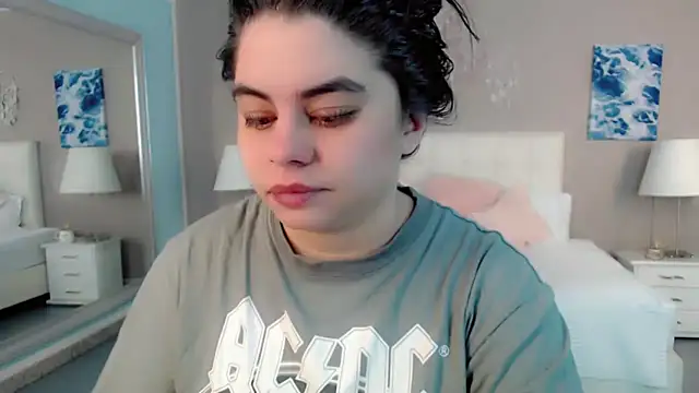 maddissonivanova online show from 04-13-26, 06:57