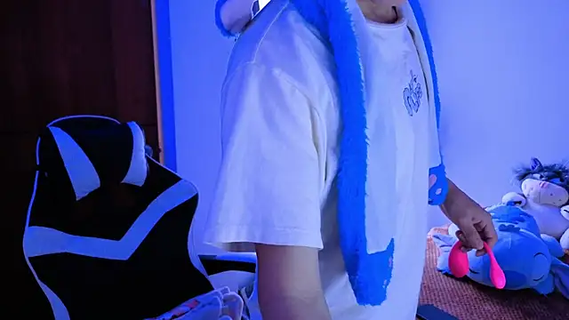 taichi bluy online show from 11-11-25, 07:47