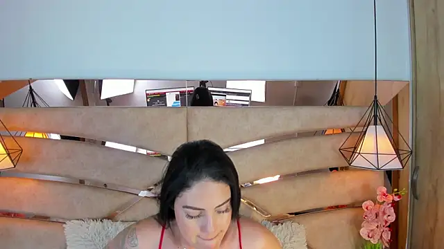 Snapshot of pamemiller1 chatting on 09-17-25, 03:19 pamemiller1 online show from 09-17-25, 03:19