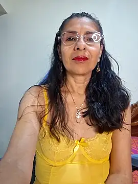 Snapshot of Natasha_50 chatting on 05-15-26, 01:01 Natasha 50 online show from 05-15-26, 01:01