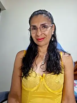 Snapshot of Natasha_50 chatting on 06-26-26, 04:06 Natasha 50 online show from 06-26-26, 04:06