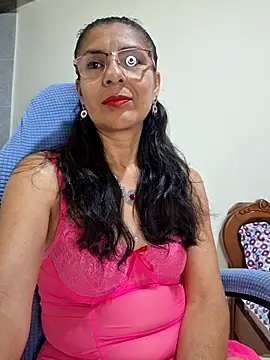Snapshot of Natasha_50 chatting on 07-23-26, 01:08 Natasha 50 online show from 07-23-26, 01:08